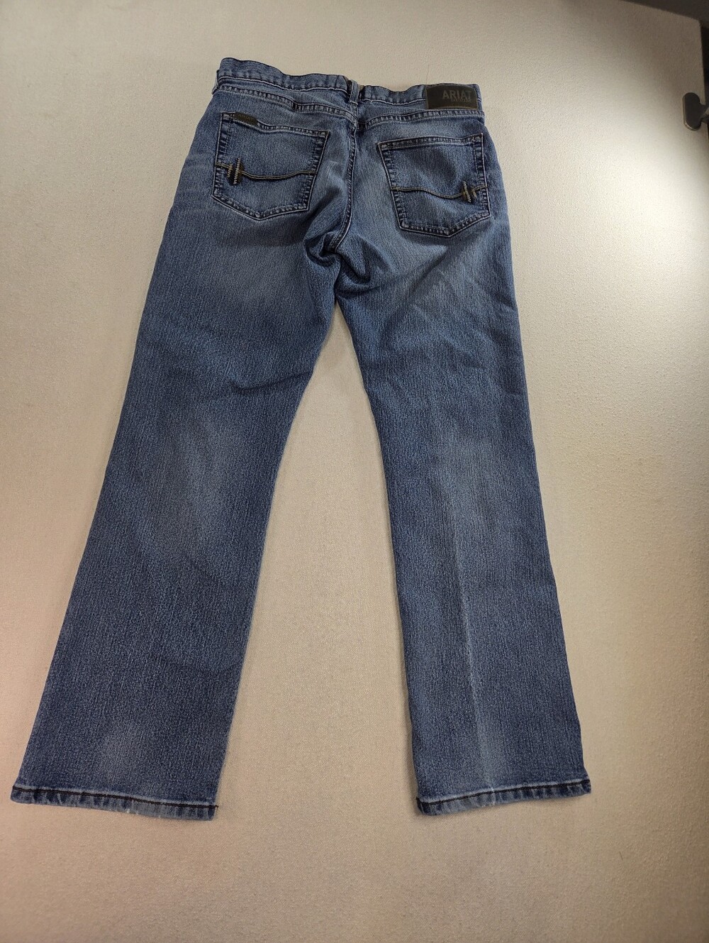 Ariat M5 Straight Fit Jeans Mens 33x32 Skyland Wash - Picture 6 of 6